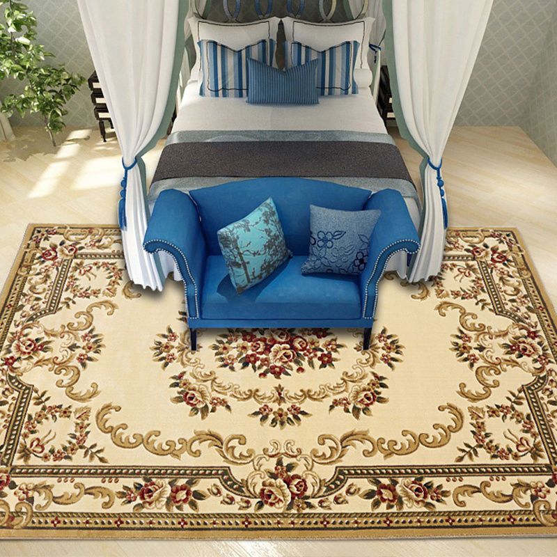 Geel traditioneel gebied tapijt Medaillonpatroon Polyester gebied Rug vlekbestendig vloerkleed voor slaapkamer
