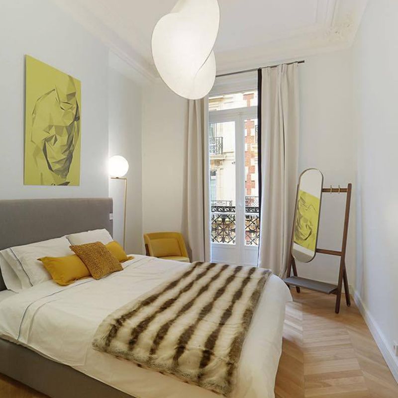 Silk moderne pendant nordique lumière 1-Light White suspendu plafond plafond pour salle à manger