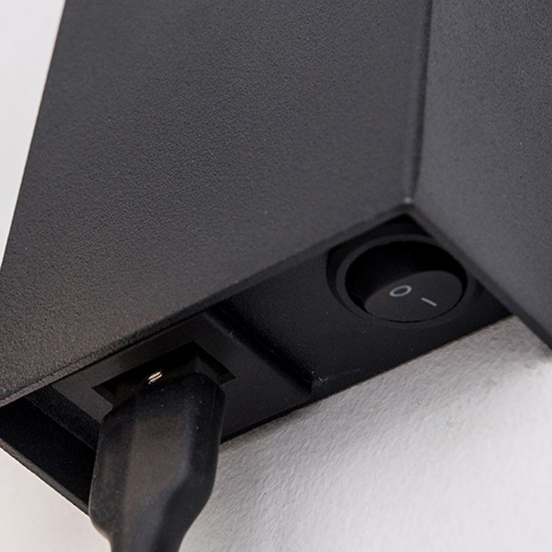 Modern Style Metal Wall Light Round 4" Wide Reading Wall Sconce for Bedroom