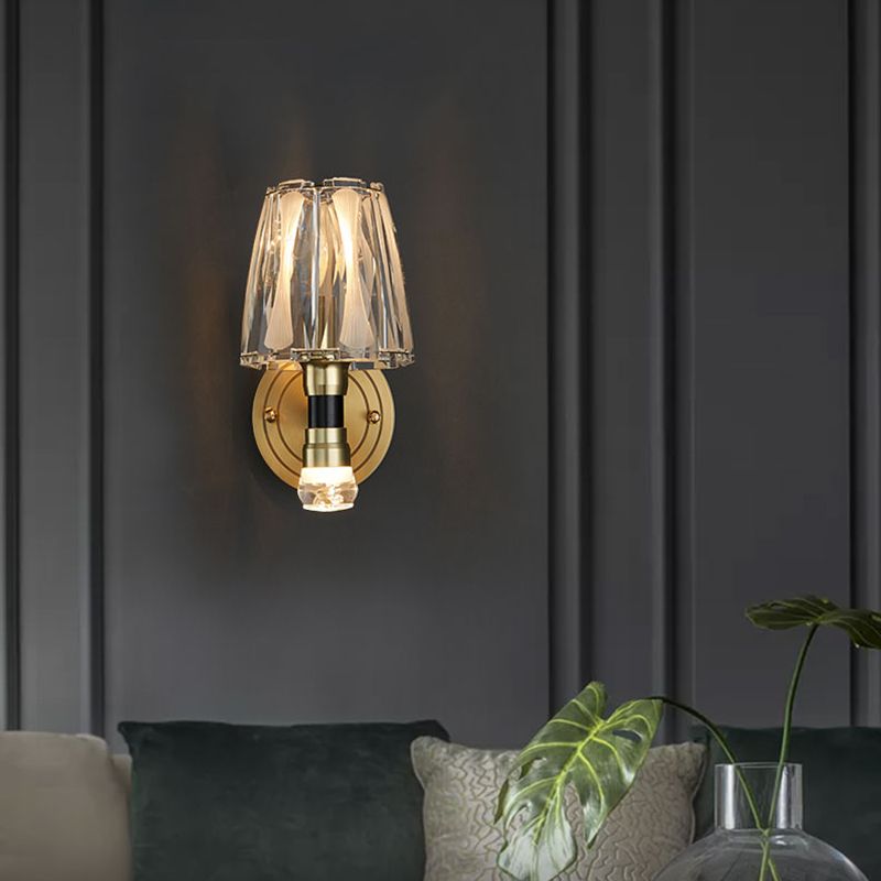 Lampada a parete in cristallo in rame a bulbo singolo 8,3 "H Brass Brass Bed Sconce Sconce Secondo