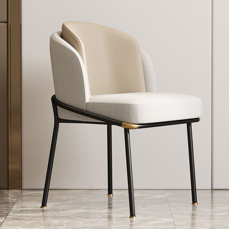 Silla de comedor tapizada con acabado mate de la silla lateral Parsons del dormitorio moderno