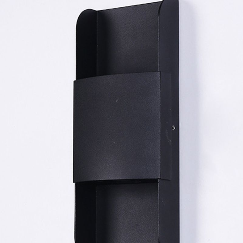 Single Black Modernism Wall Mounted Sconce Metallic Wall Light