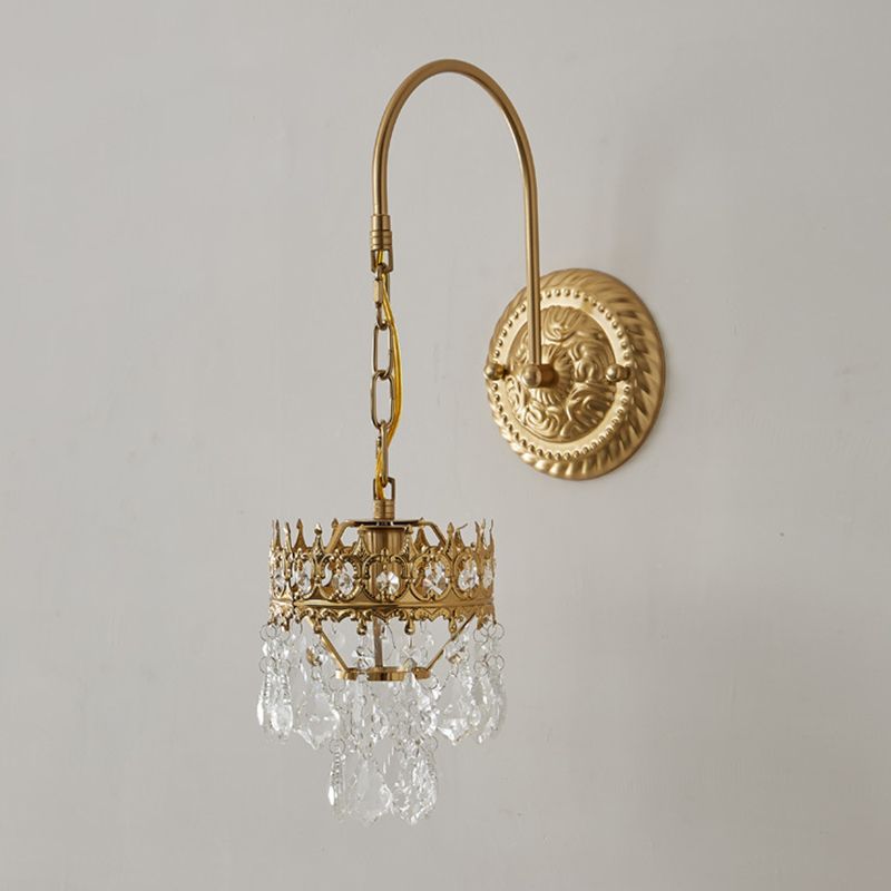 Modern Style Metal Wall Sconce Crystal Shade Wall Light for Dining Room