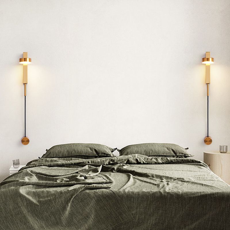 Round Shape Metal Wall Light Modern Style 1 Light Wall Mounted Light