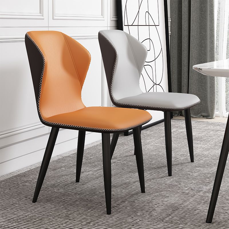 Chaise d'appoint scandinave à oreilles, chaise de salle à manger rembourrée en métal