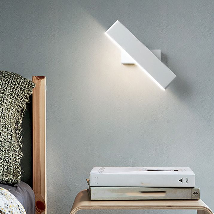 1 Light Geometry Wall Sconce Modern Style Metal Wall Lighting for Bedside