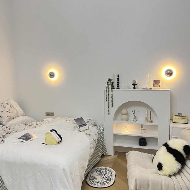 Ball Shape Wall Mount Lamp Modern Style Metal 1 Light Sconce Lamp in Chrome