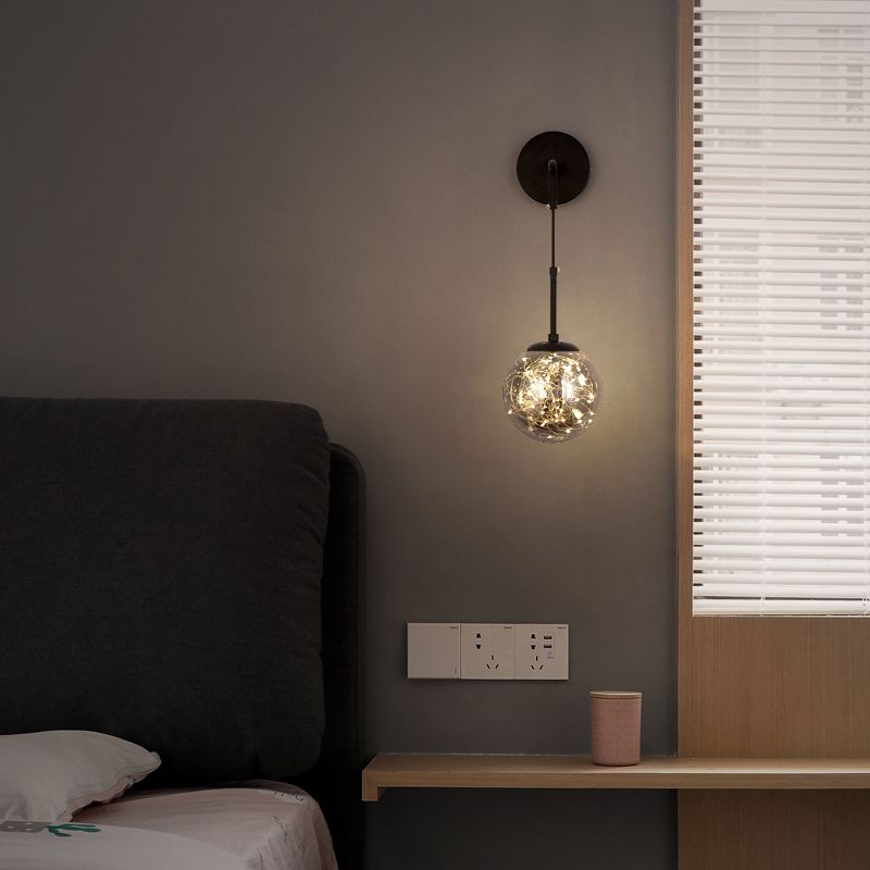 Modern Luxury Globe Wall Sconce 1-Light Wrought Iron LED Wall Light for Living Room