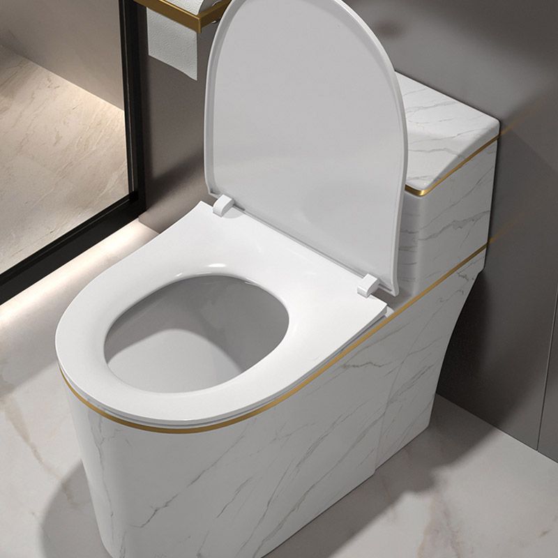 Traditional All-In-One Toilet Bowl Siphon Jet Toilet with Soft-Close Seat for Bathroom