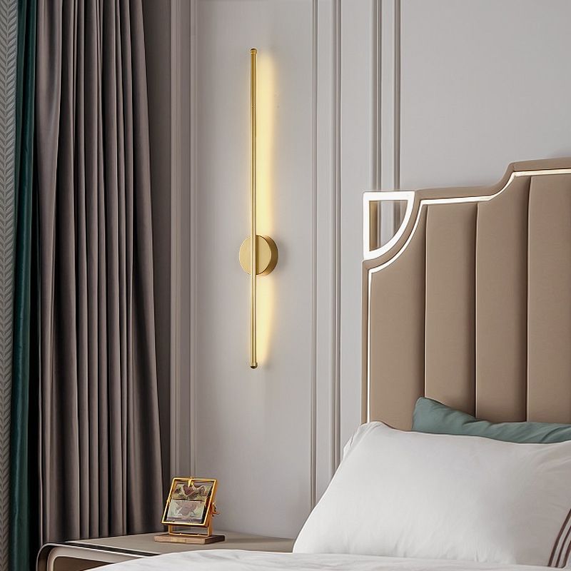 Linear Shape Metal Wall Light Modern Style 1 Light Wall Lighting Fixtures in Gold