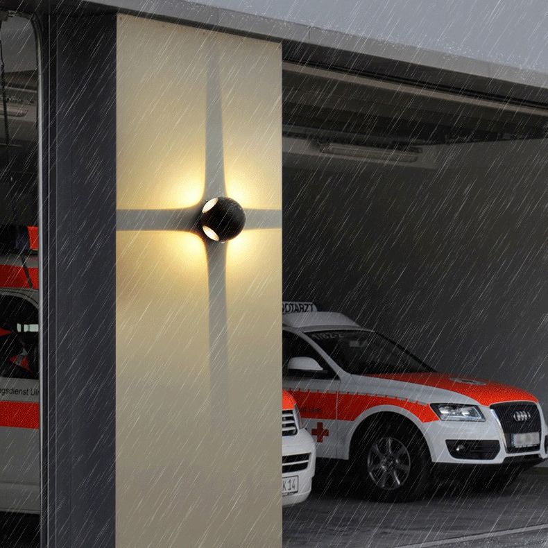 Modern Creative LED Waterproof Wall Lamp Aluminium Sphere Wall Sconce with Clear Glass Shade