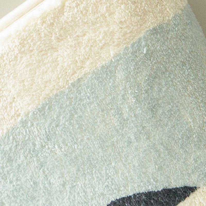 Relaxing Cartoon Novelty Shape Carpet Polyester Area Rug Stain Resistant Carpet for Bedside