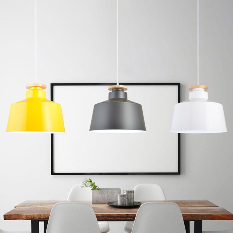 Wooden Top Hanging Light Fixture Minimalist Metal Pendant Ceiling Light for Restaurant