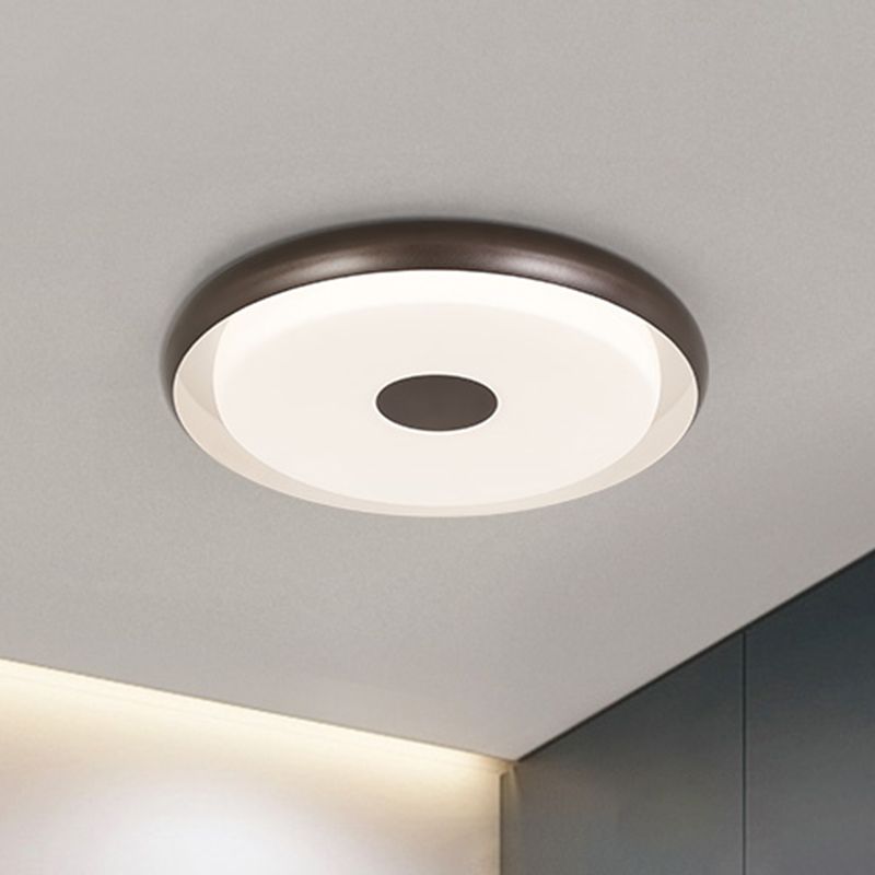 18"/21" Wide Modern Halo Flush Mount Light Iron LED Bedroom Flushmount Lighting in Coffee