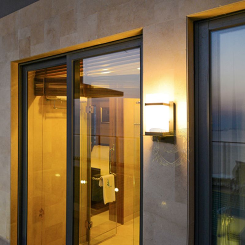 Modern Simple Style Retangular Shade Wall Sconce LED Metal 1 Light Sconces in Black Finish