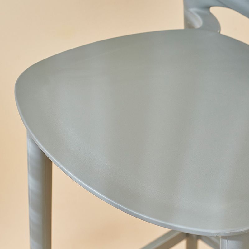 Scandinavian Matte Finish Milk Tea Shop Stool Plastic Footrest Barstool