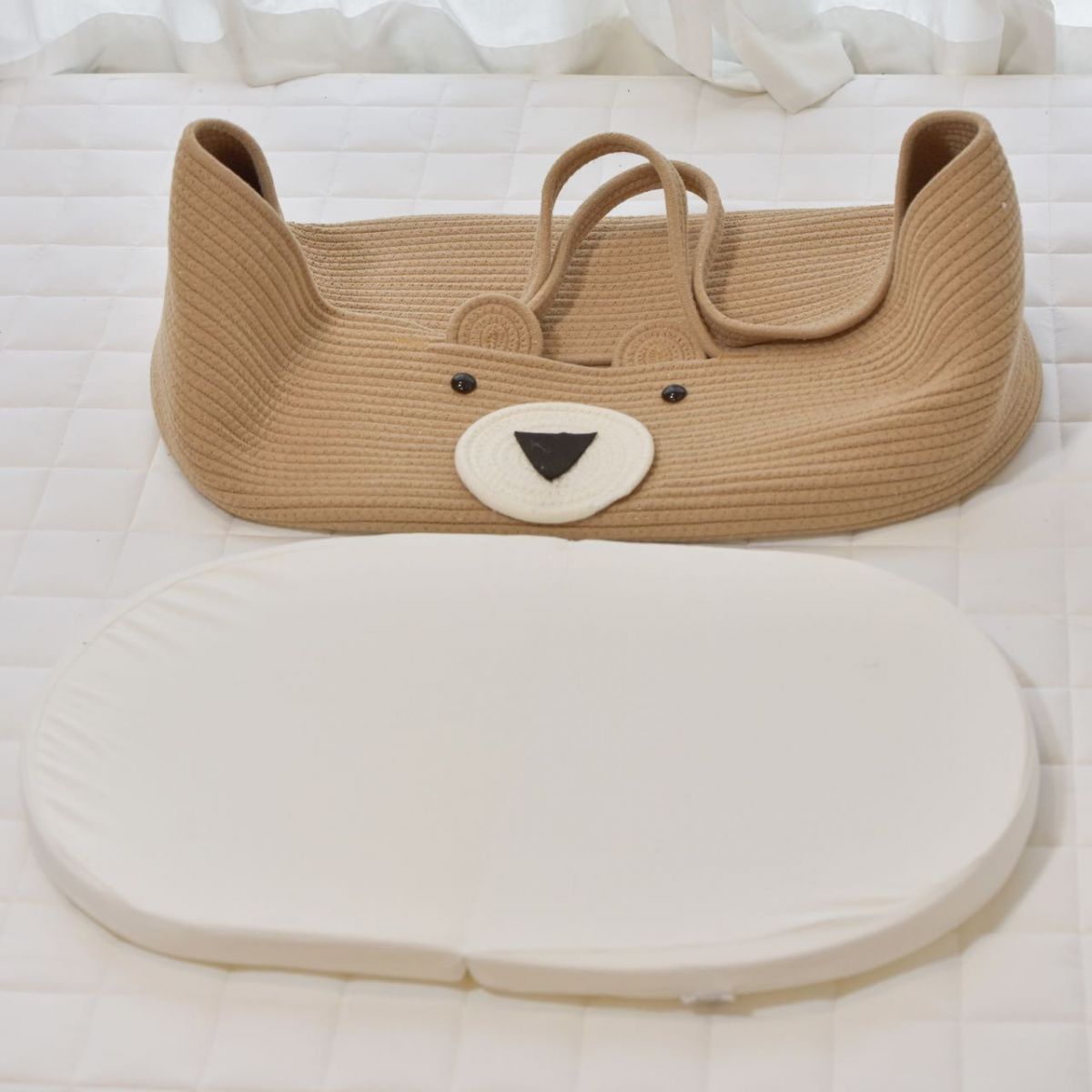 Modern Foldable Cloth Oval Portable Moses Basket without Pad