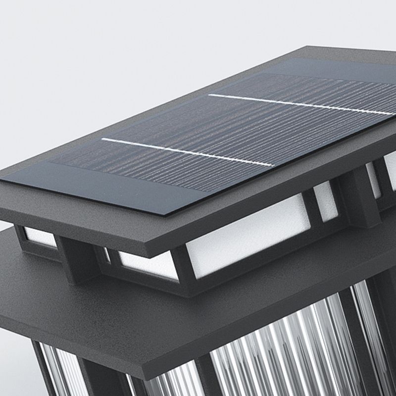 Modern Simple Metal Outdoor Light Square Shape Solar Energy Pillar Lamp for Courtyard