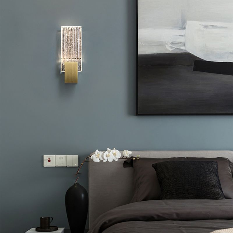 Lampada montata a parete postmoderna con chiodo cristallo rettangolare chiaro per camera da letto