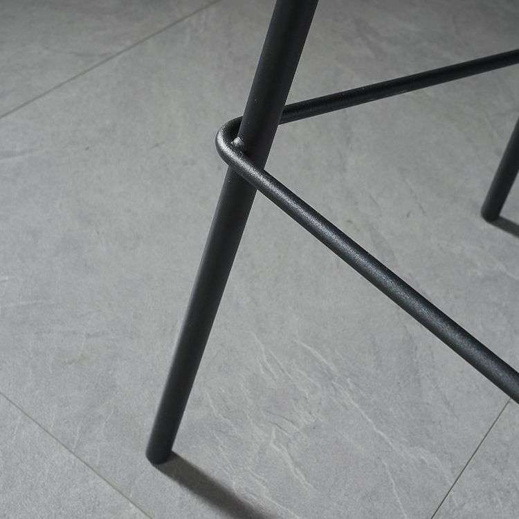 Taburete de bar de estilo industrial con asiento de cubo con patas de hierro para barra de cocina