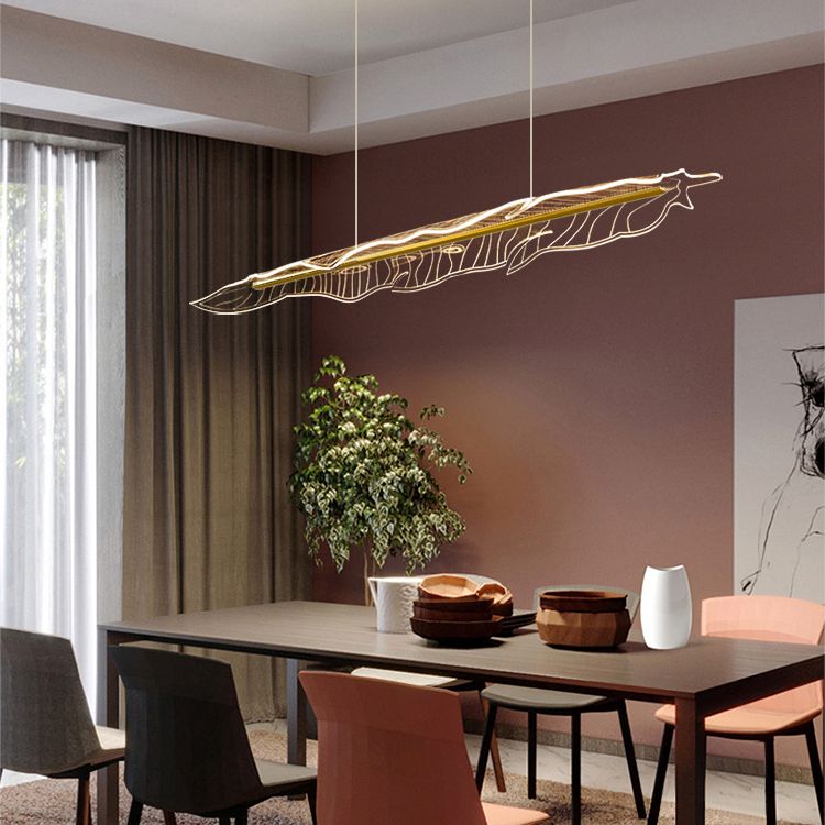 Stile contemporaneo in alluminio Luci appese a sospensione Gold Isola Linear Lucile per sala da pranzo