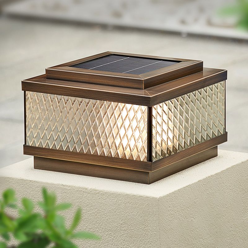 Contemporary Pillar Light Geometric LED Solar Lighting Fixture for Backyard