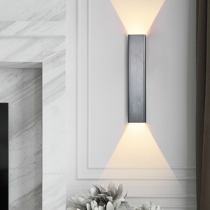 2 Lights Metal Wall Light Modern Style Square Shape Wall Mount Light Fixture