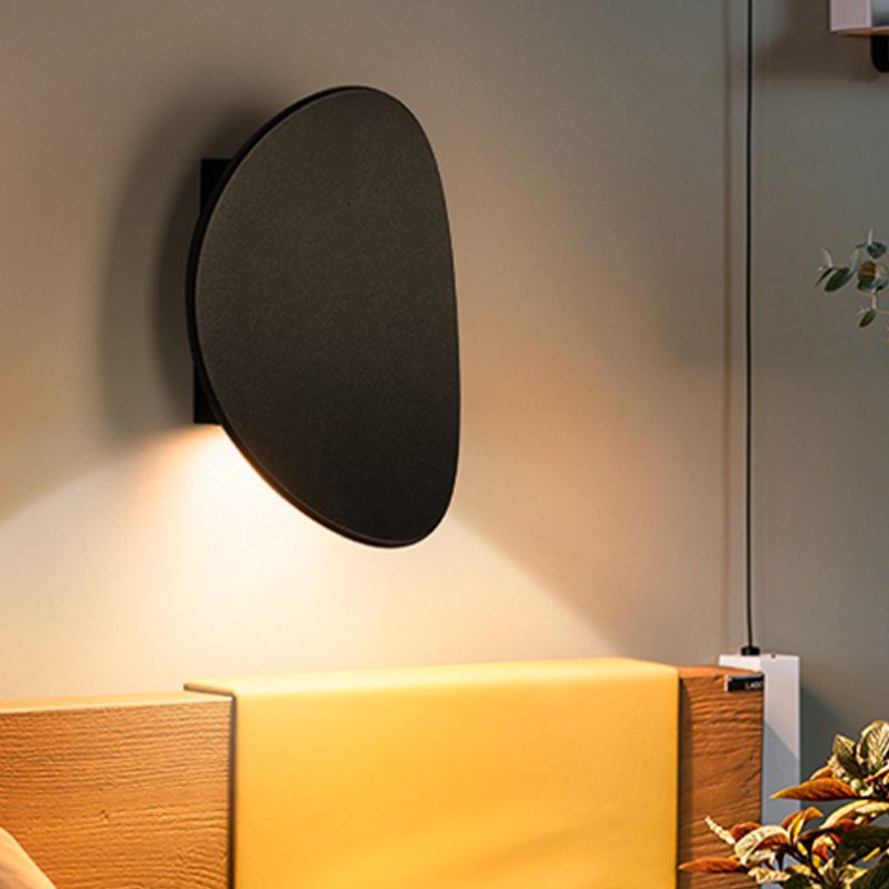Black Geometric Wall Lighting Fixture Simplicity LED Metal Wall Mount Light in Warm/White Light