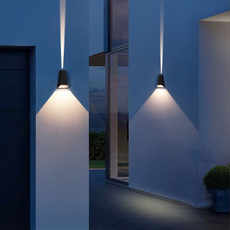 Modern Minimalist Style Geometric Up and Down LED Wall Sconce Metal Sconces