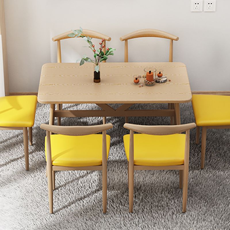 Contemporary Rectangular Wooden Dining Table with 4 Metal Foot