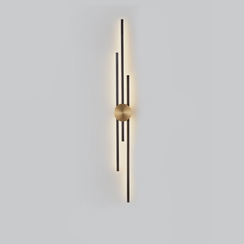 Moderne geometrische Wandleuchte mit mehrköpfiger Wohnzimmerwandhalterung mit Metallschatten
