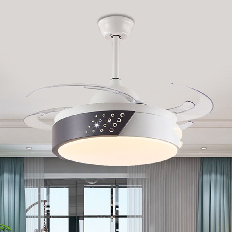 Éclairage de ventilateur de pendentif en anneau acrylique minimalisme LED CHAMBRE SEMI FUX MONT ÉCLAIRATION EN NOIR ET BLANC avec 4 lames, 42 "de largeur