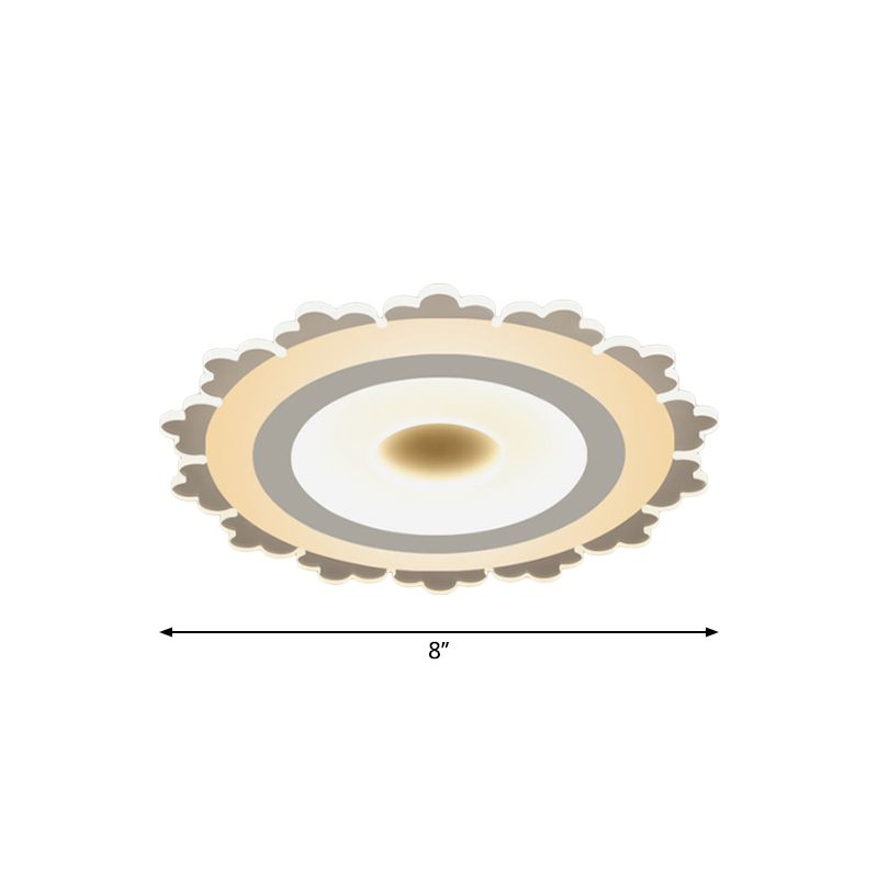 Flower Ultrathin LED Flushmount Minimalist Acrylic Bedroom Flush Mount Ceiling Light in White, 8"/16.5"/31" Width