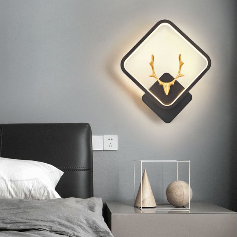 Modern Style Wall Light Fixture Simple Linear LED Wall Light Sconce for Bedroom