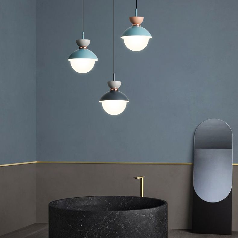 Style minimaliste moderne Global Down Lighting Pendant Metal Metal 1 Plafond suspendu éclairage pour chambre à coucher