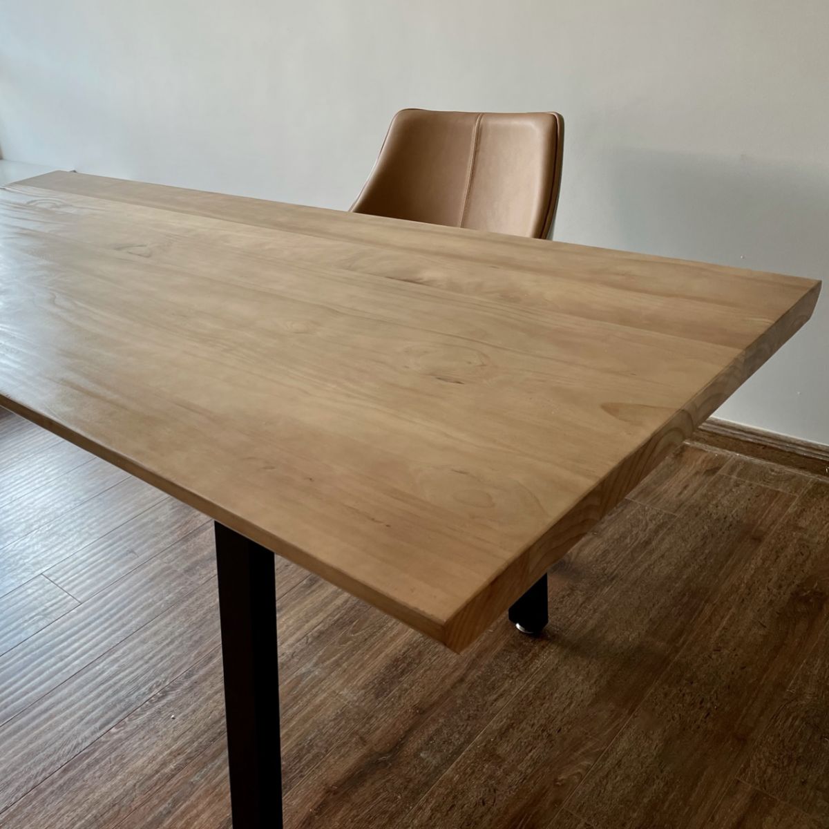 Solid Wood Office Writing Table Modern Rectangle Meeting Table