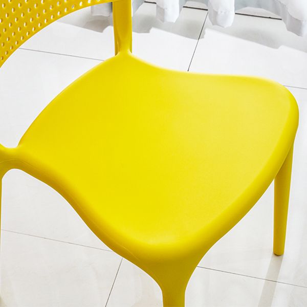 Chaises de salle à manger en plastique de style moderne, chaise de salle à manger empilable à dossier ouvert pour la cuisine