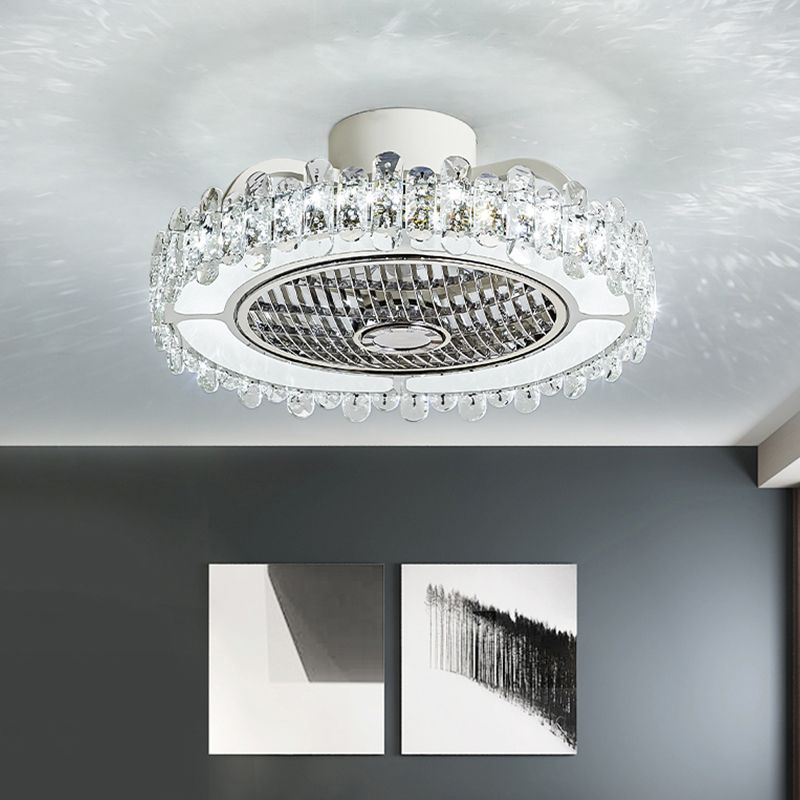 19,5 "breite runde Anhängerlüftungslampe Moderne Facetted Crystal LED Schlafzimmer Flushmount in Weiß