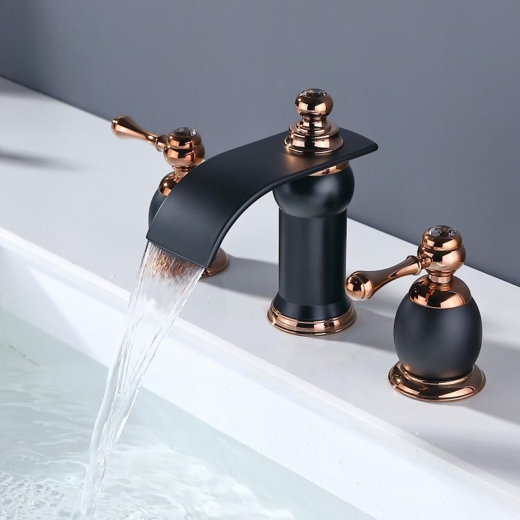 Traditional Faucet Deck Mounted Bathroom Faucet with Double Handle