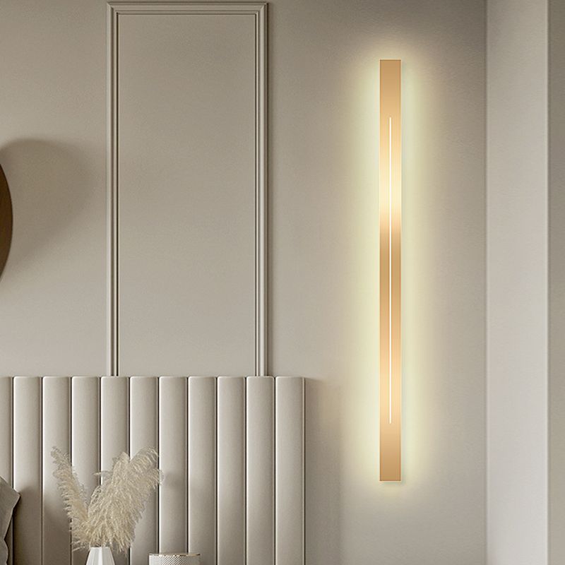 Metal Linear Shape Wall Mount Lighting Modern 1 Light Wall Mounted Light Fixture in Gold