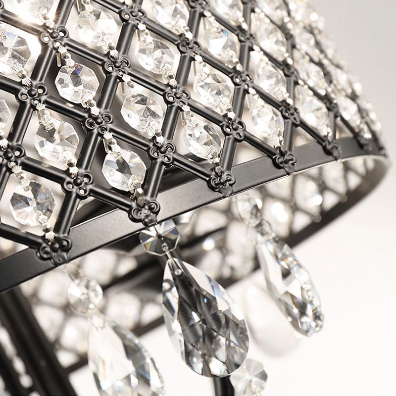 Vintage -Stil Schwarz/Chrom -Kronleuchterlampe mit Trommelfarbton 4 Lichter Eisen und Kristall hängen Licht