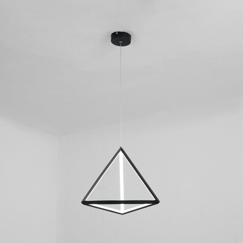 Driehoek hanger lamp hedendaagse stijl lineaire vorm metallic hangend licht