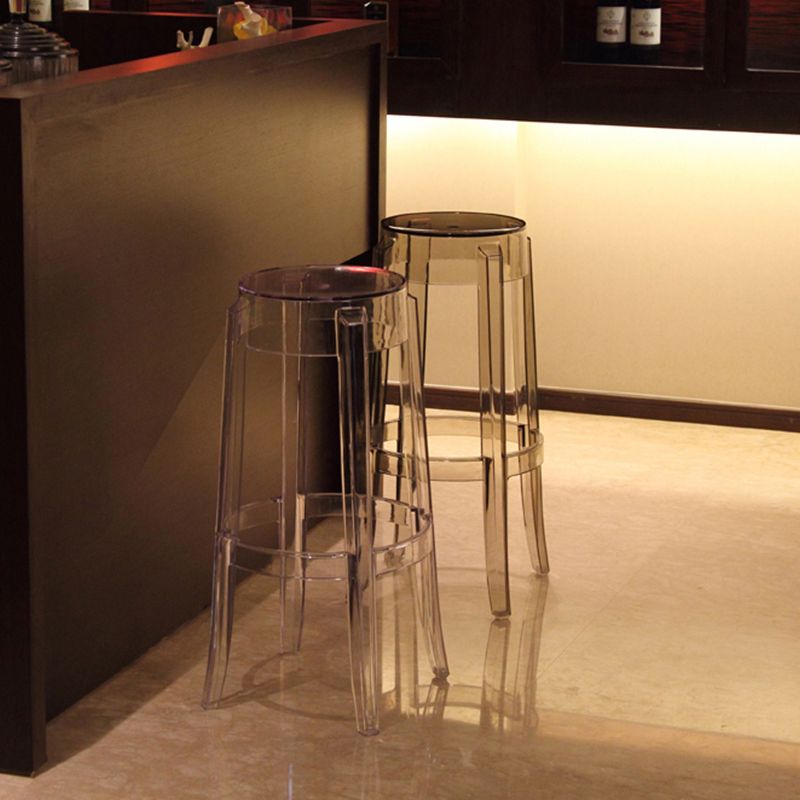 Taburete de bar de plástico apilable sin brazos moderno para sala de estar con asiento de plástico