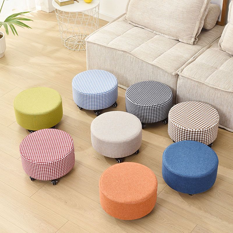 Cotton Blend Ottoman Houndstooth Pattern Fade Resistant Round Ottoman with Wheels