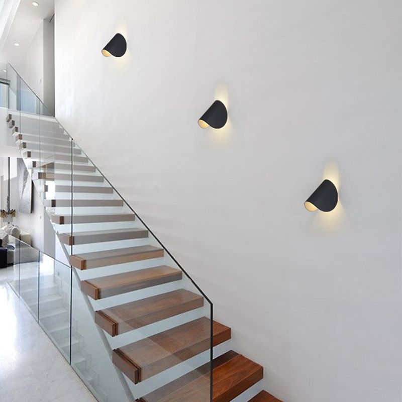 Modern Simple Iron Wall Light Arc Shape LED Rotatable Wall Lamp for Living Room