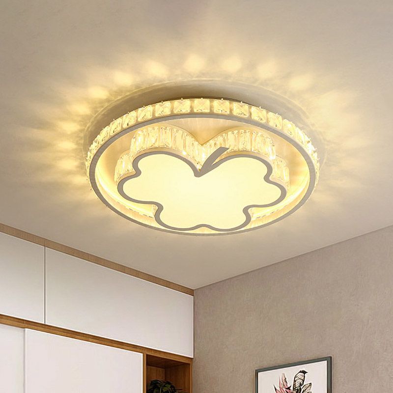 Halo Bedroom Ceiling Flush Simple Beveled Crystal LED White Flush Mount with Clover Design