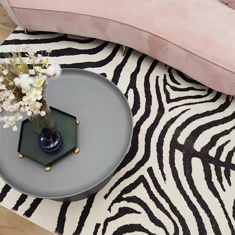 Stylish Area Carpet Trendy Zebra Print Indoor Rug Polyester Stain Resistant Carpet for Home Decor