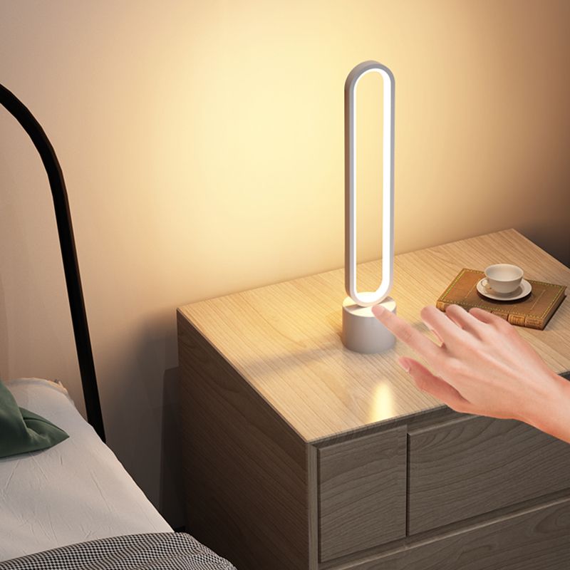 1 Leichte lineare Tischbeleuchtung moderner Metalltischbeleuchtung für Bett