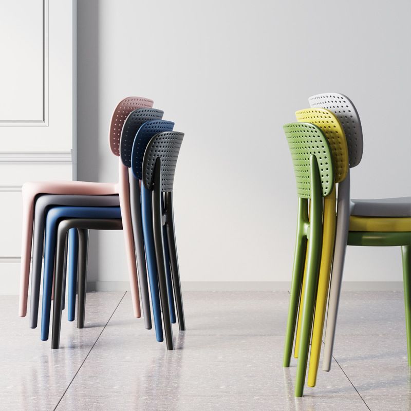 Chaise de restauration en plastique contemporain 16.5 '' Chaise latéral ouverte de grande envergure pour un usage domestique