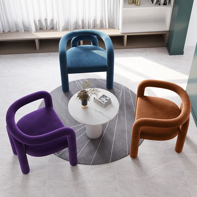 Sillas de comedor de cocina de estilo moderno con respaldo abierto y sillas laterales con brazo